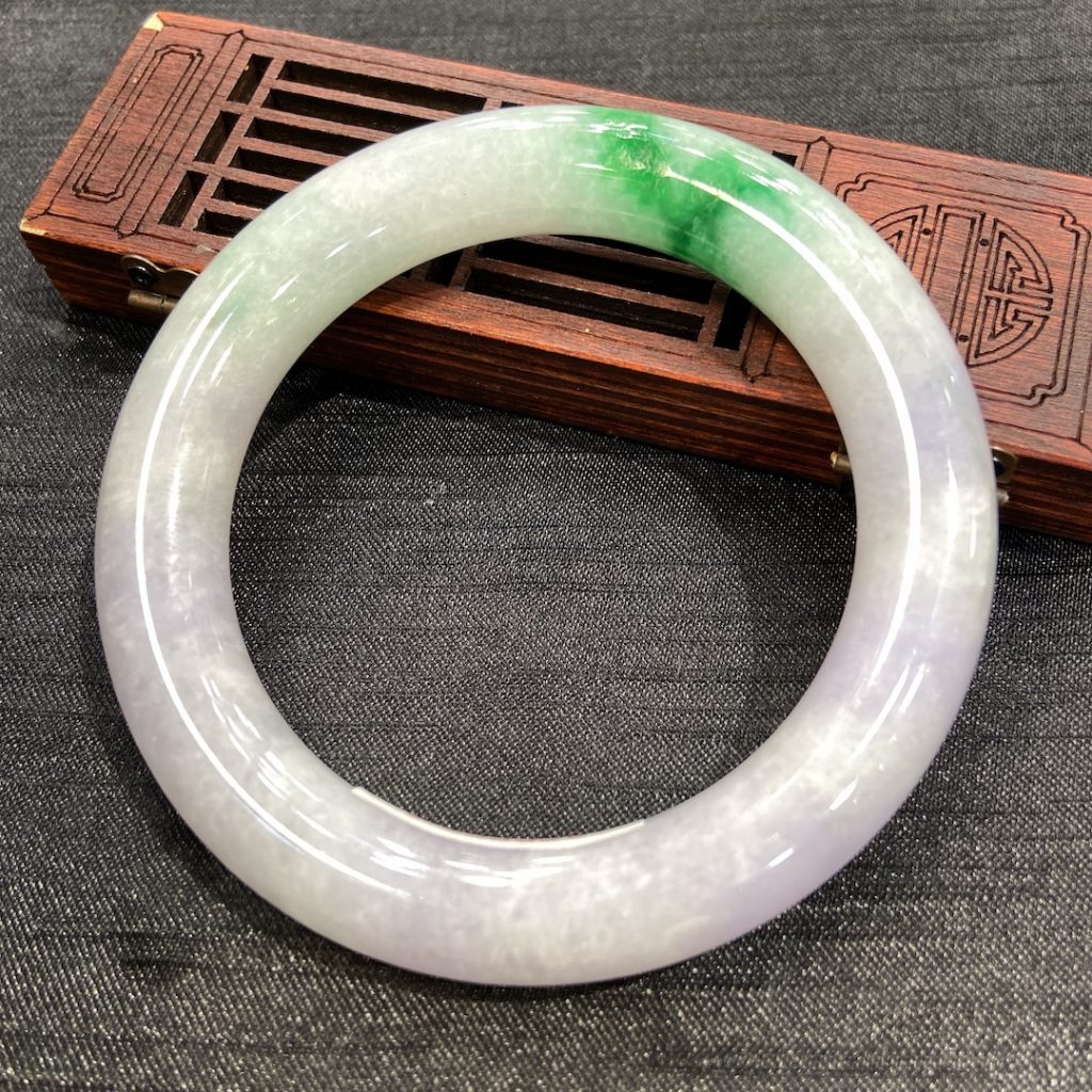 一件翡翠
