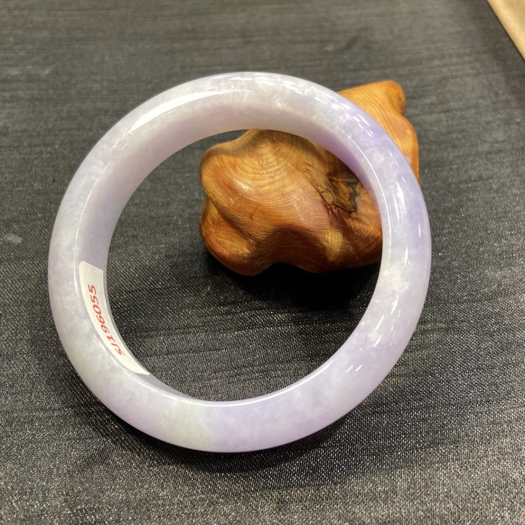 一件翡翠